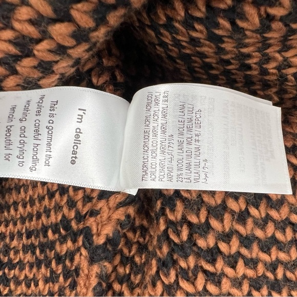 NWT FARM Rio Caramel Leopard Turtleneck Wool Sweater Knit Fleece Pullover XS - Picture 15 of 15